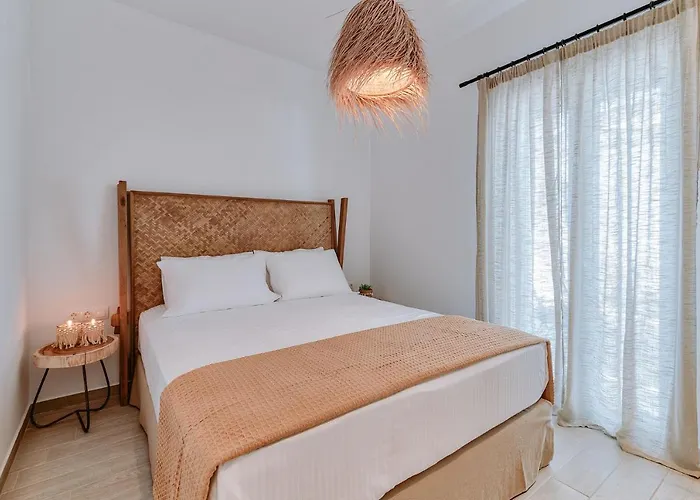 Ardilia Cosy Antiparos Town